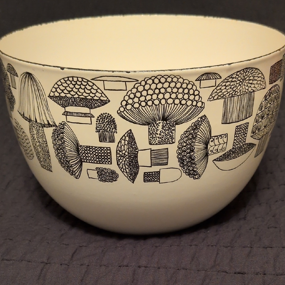 Kaj Franck Arabia Finel Enamel Mushroom Bowl